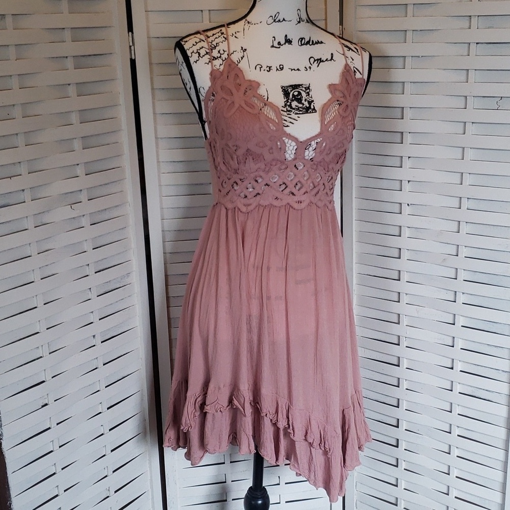 Free People dusty rose spaghetti straps lace and smoked corset dress size L